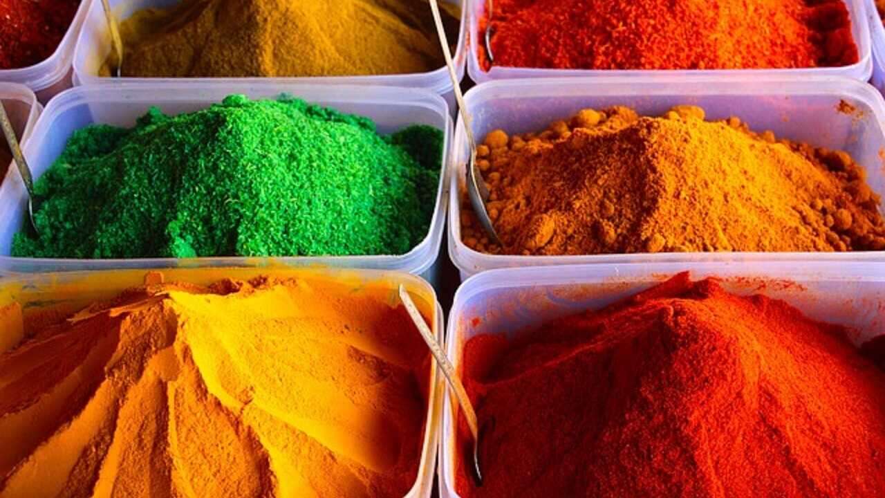 Come fare i coloranti alimentari in casa con prodotti naturali – guida