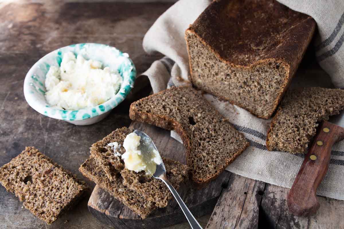 Come fare il pane di segale a casa