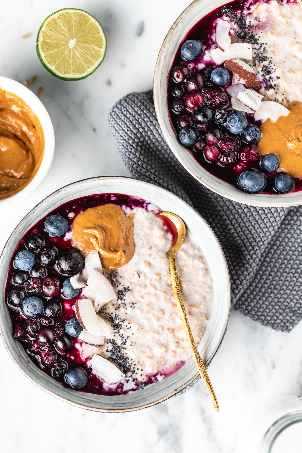 Come fare il PORRIDGE di AVENA in CHICCHI perfetto | Perfect Blueberry Steel Cut Oats (for busy people)