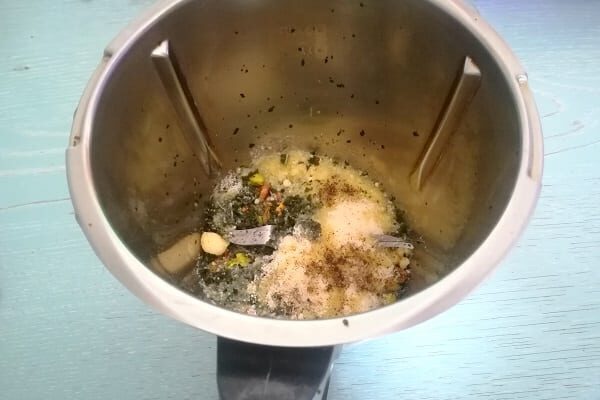 Come fare la besciamella al pistacchio Bimby, o tradizionale