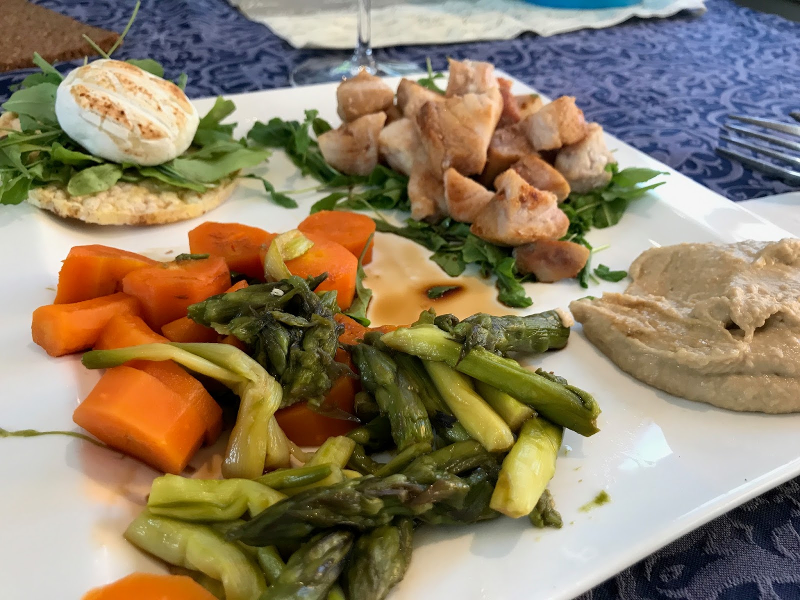 Con e senza bimby, pesce spada alla piastra su letto di rucola a altre prelibatezze