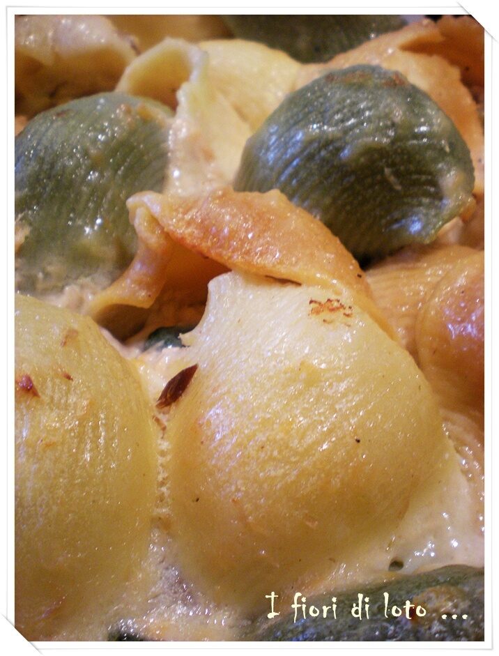 Conchiglioni al forno con il salmone