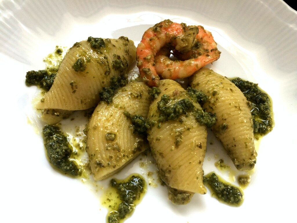 Conchiglioni pesto e mazzancolle