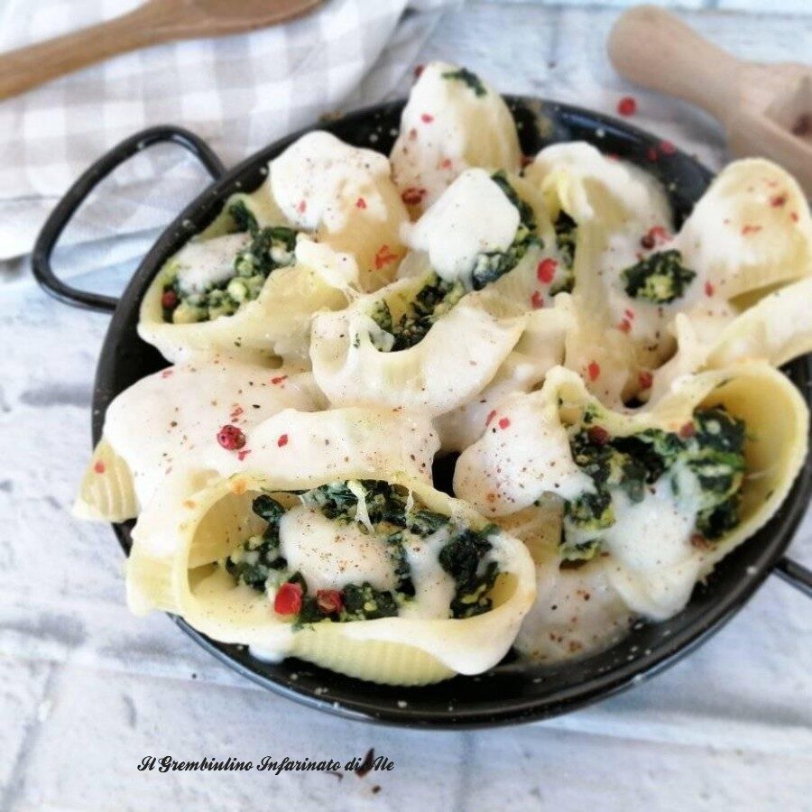 Conchiglioni ripieni di ricotta e spinaci