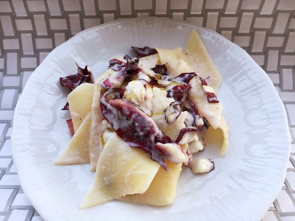 Condimento ricotta, cotto e radicchio – idee per condire la pasta