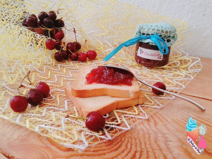 Confettura di ciliegie