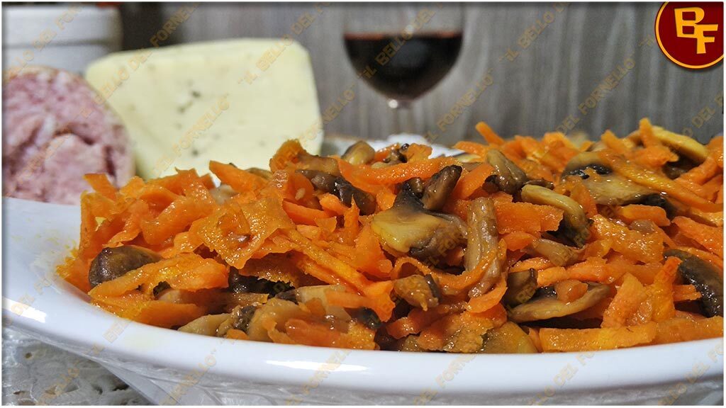 Contorno di carote e funghi