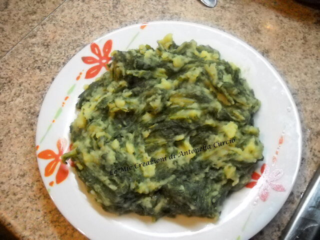 Contorno di spinaci con patate
