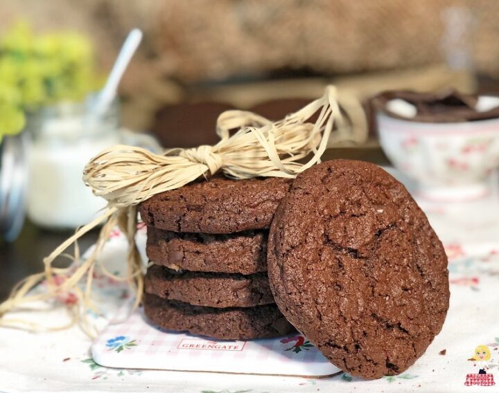 Cookie di grano saraceno al cioccolato