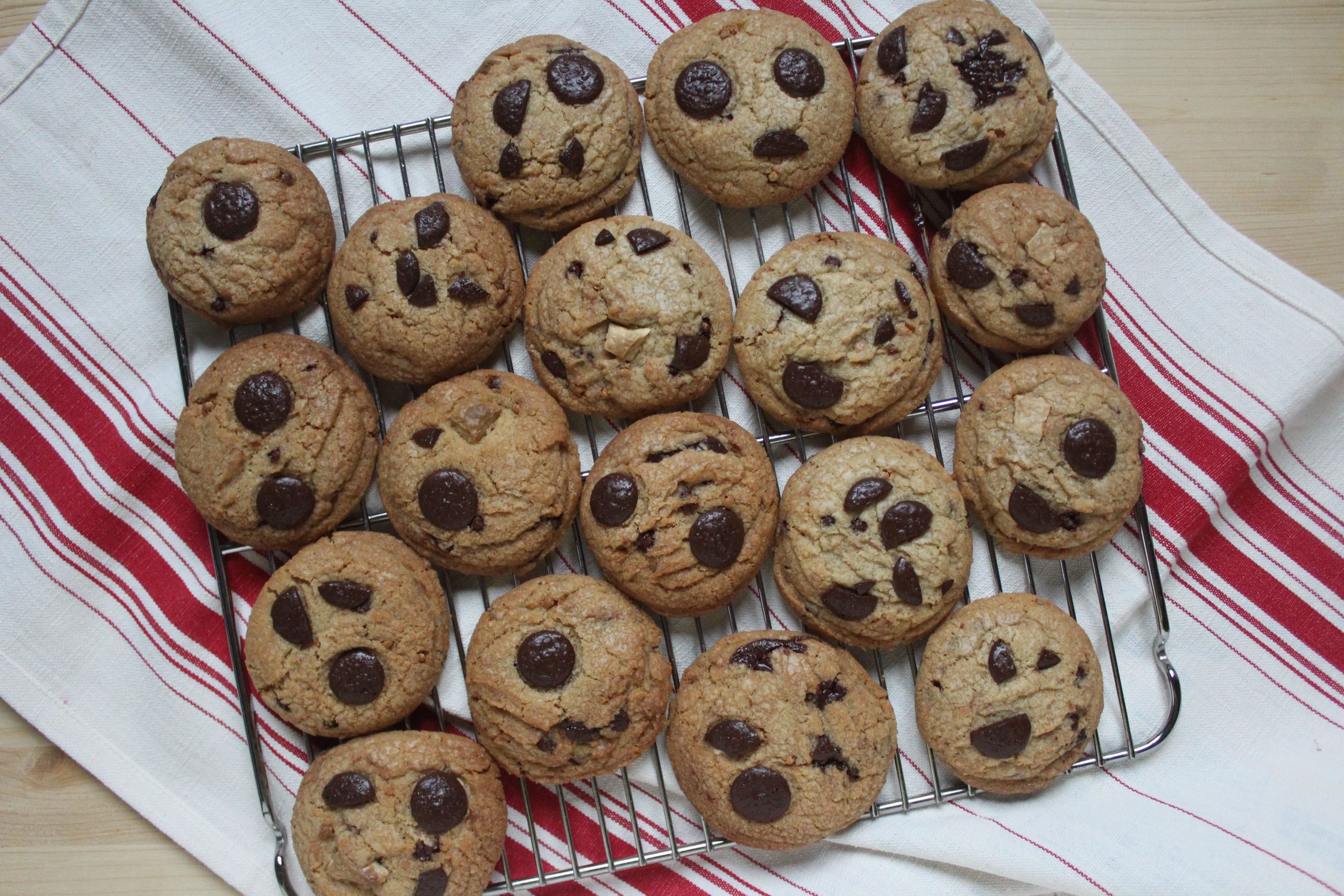 Cookies ai tre cioccolati: i chocolate chips cookies