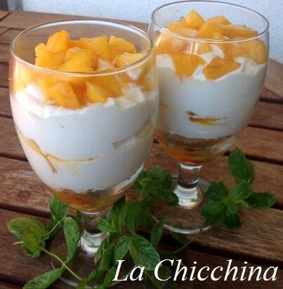 Coppa alle pesche