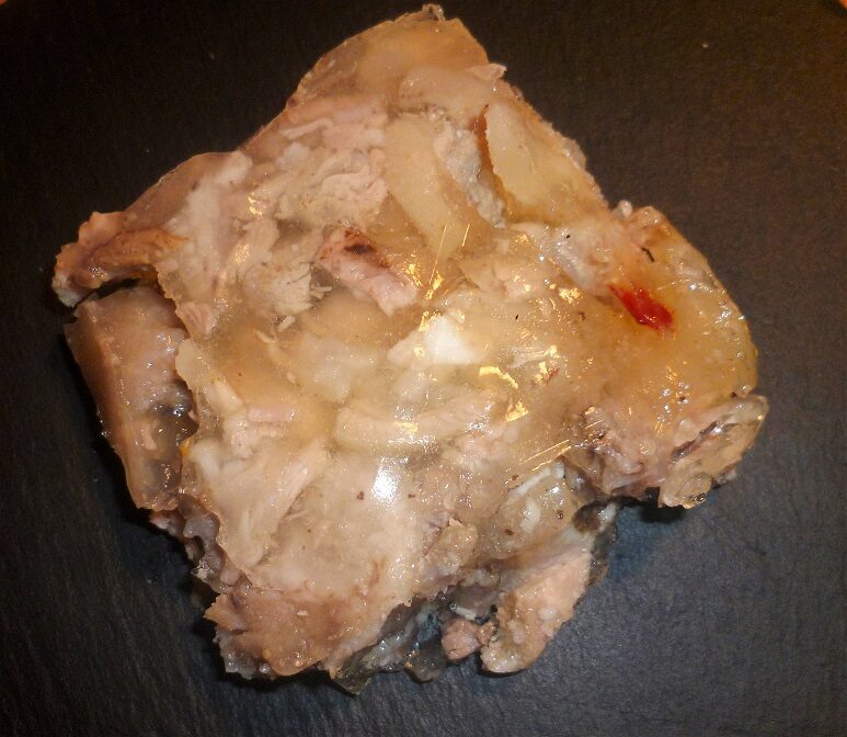 Coppa di maiale in gelatina