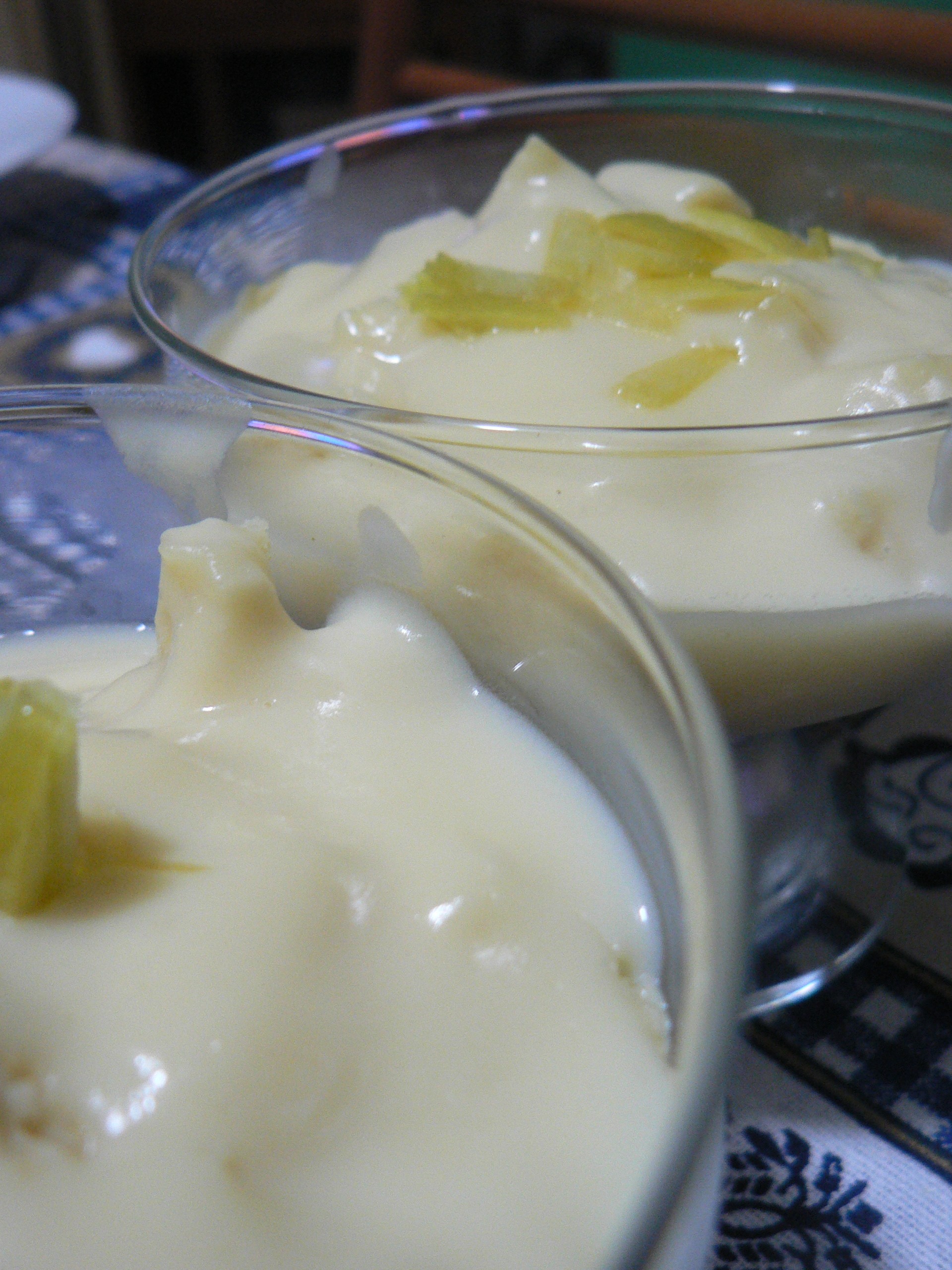 Coppa di pandoro al limoncello con crema pasticcera-ricetta riciclo | noi due in cucina
