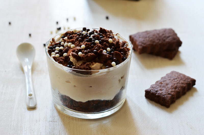 Coppette allo yogurt al caffè golose