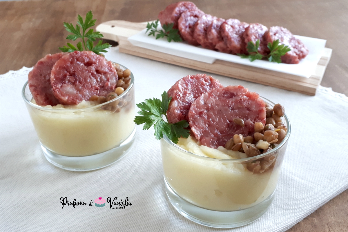 Coppette della fortuna con lenticchie e cotechino