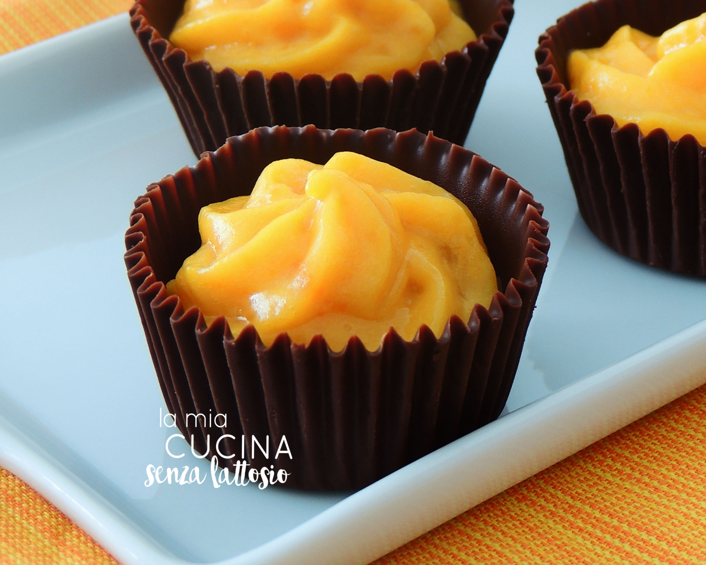 Coppette di cioccolato con crema alla zucca – senza lattosio