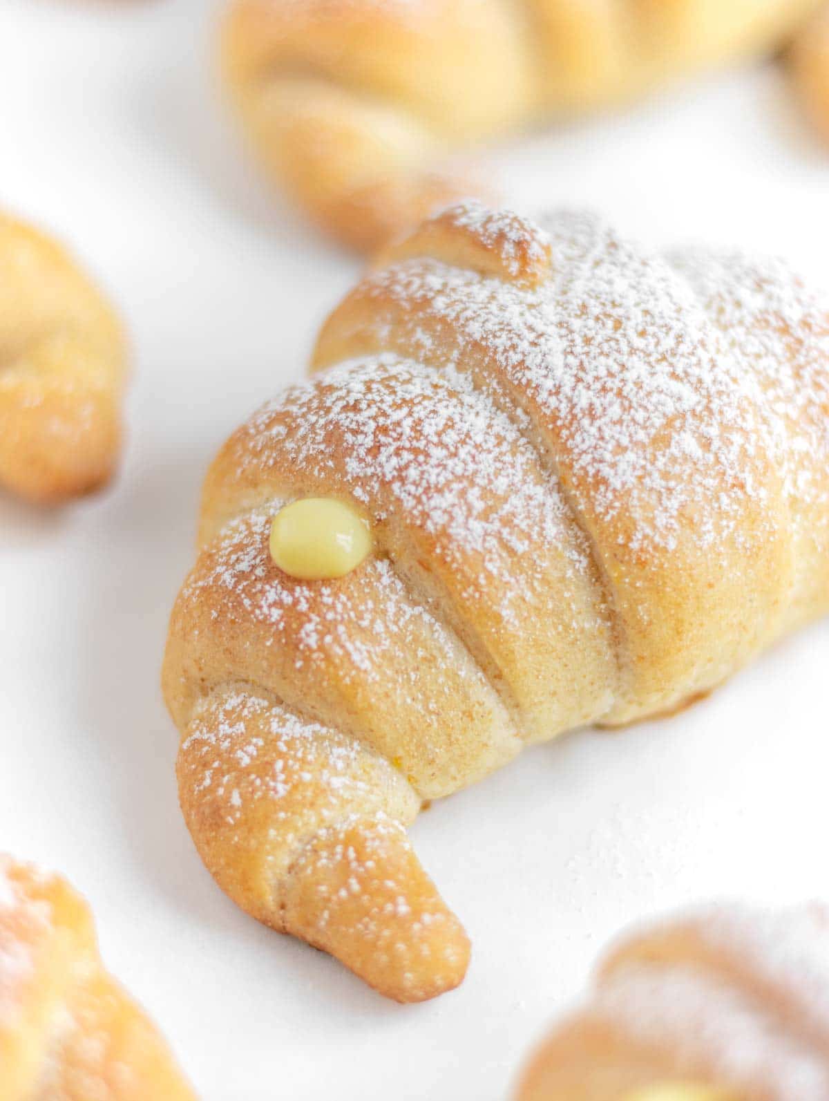 Cornetti con la crema vegani