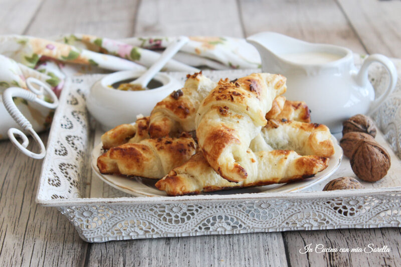 Cornetti con marmellata di fichi e noci