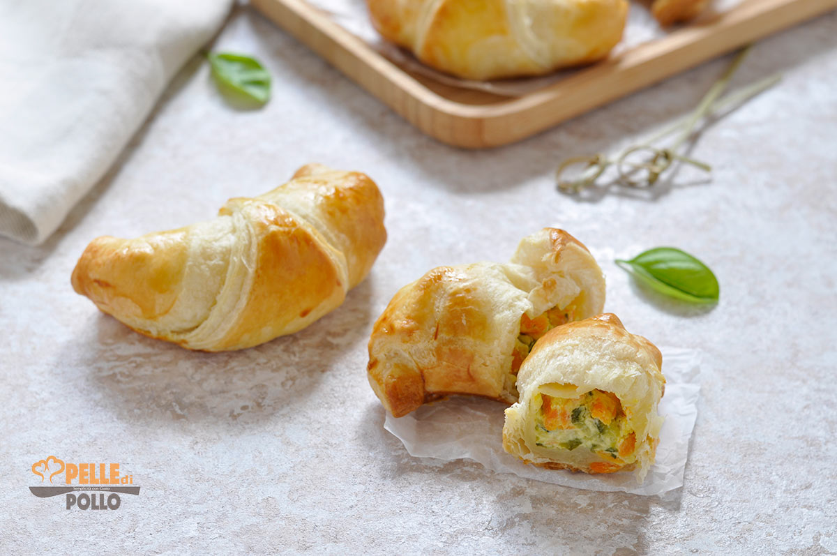Cornetti salati con zucchine e carote