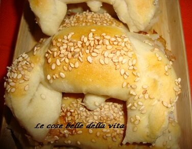 Cornetti salati di pasta di pizza