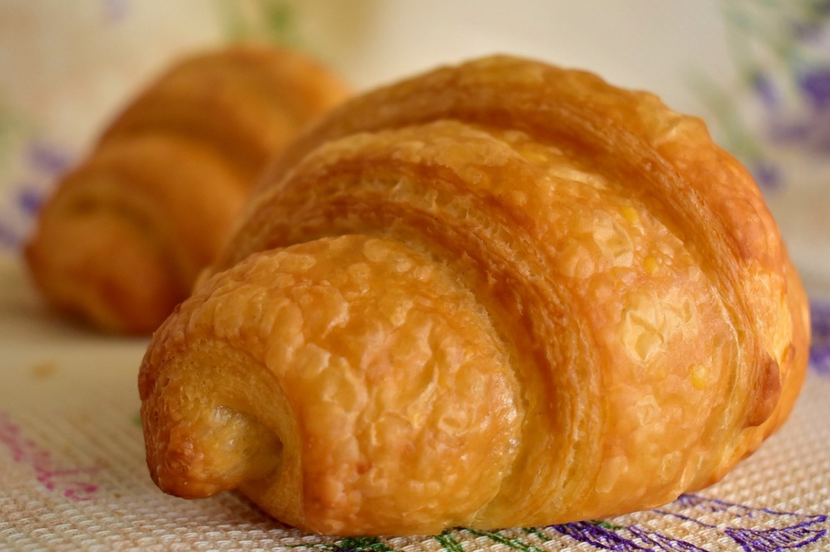 Cornetto: ricetta senza e con il bimby