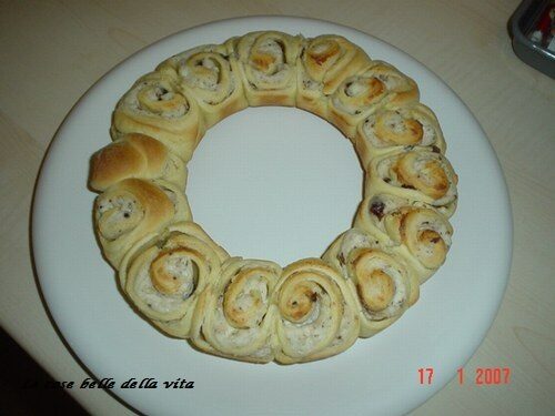Corona di rose alla ricotta