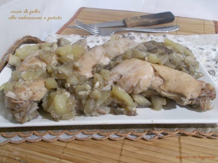 Cosce di pollo alle melanzane e patate
