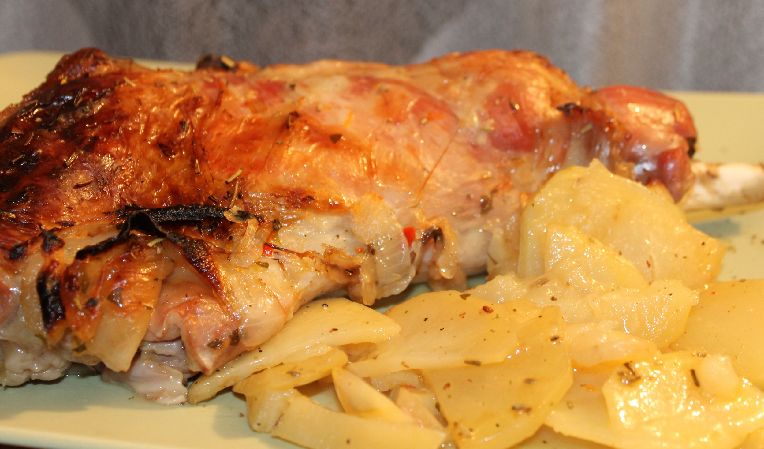 Cosciotto di agnello con patate