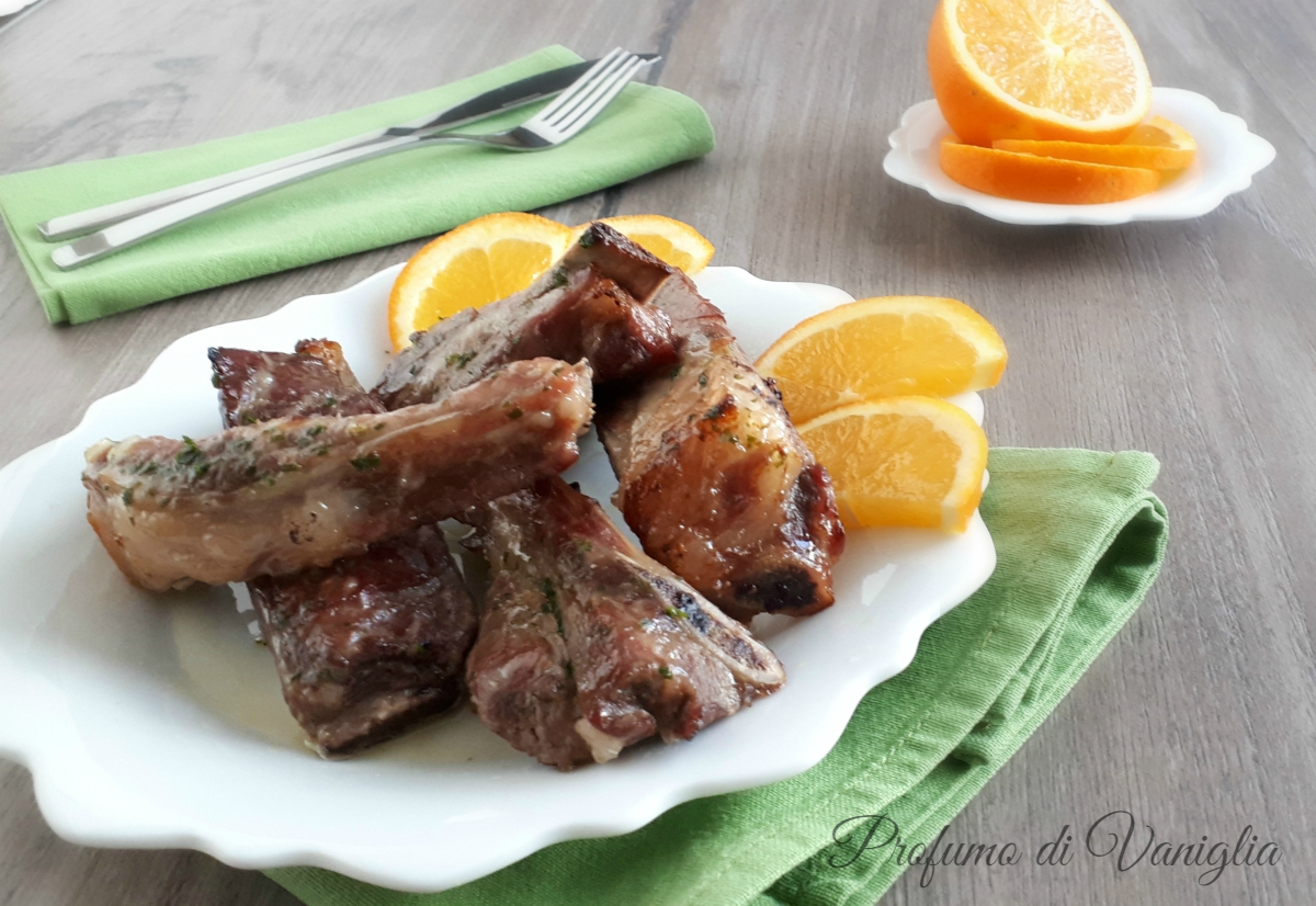 Costine agli agrumi e vermouth bianco