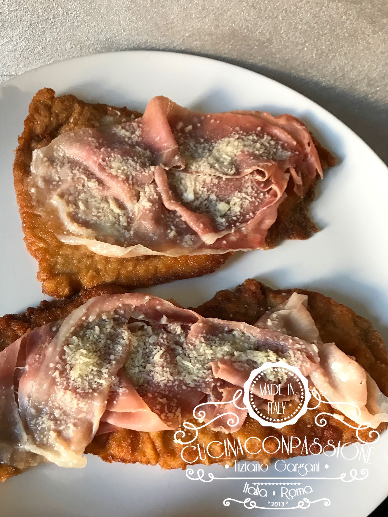 Cotoletta alla bolognese