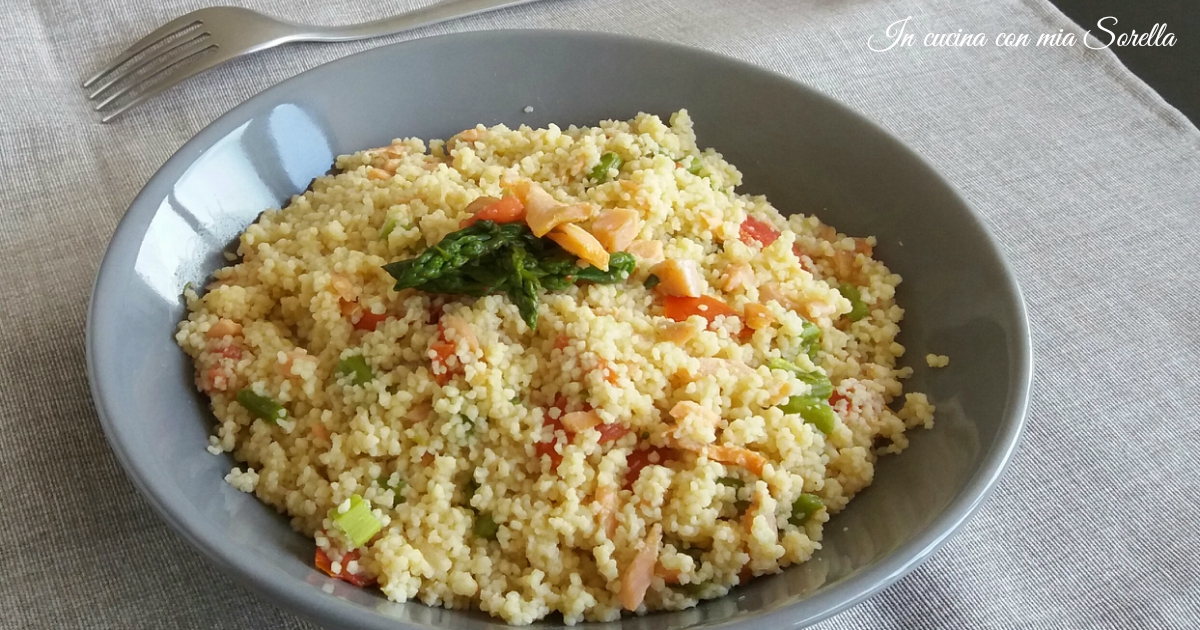 Cous cous agli asparagi e salmone