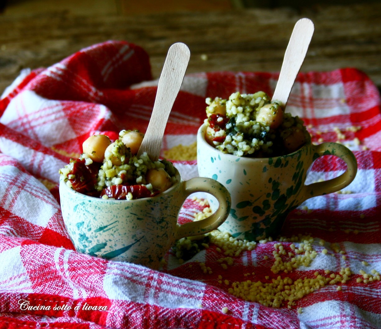 COUS COUS CON BROCCOLI PICCANTI E CECI