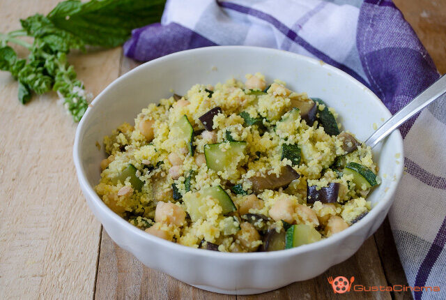 Cous cous con ceci tonno e verdure
