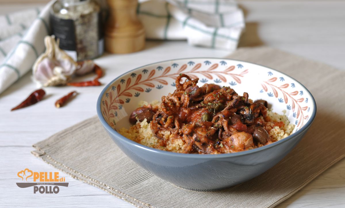 Cous cous con moscardini al sugo di pomodoro