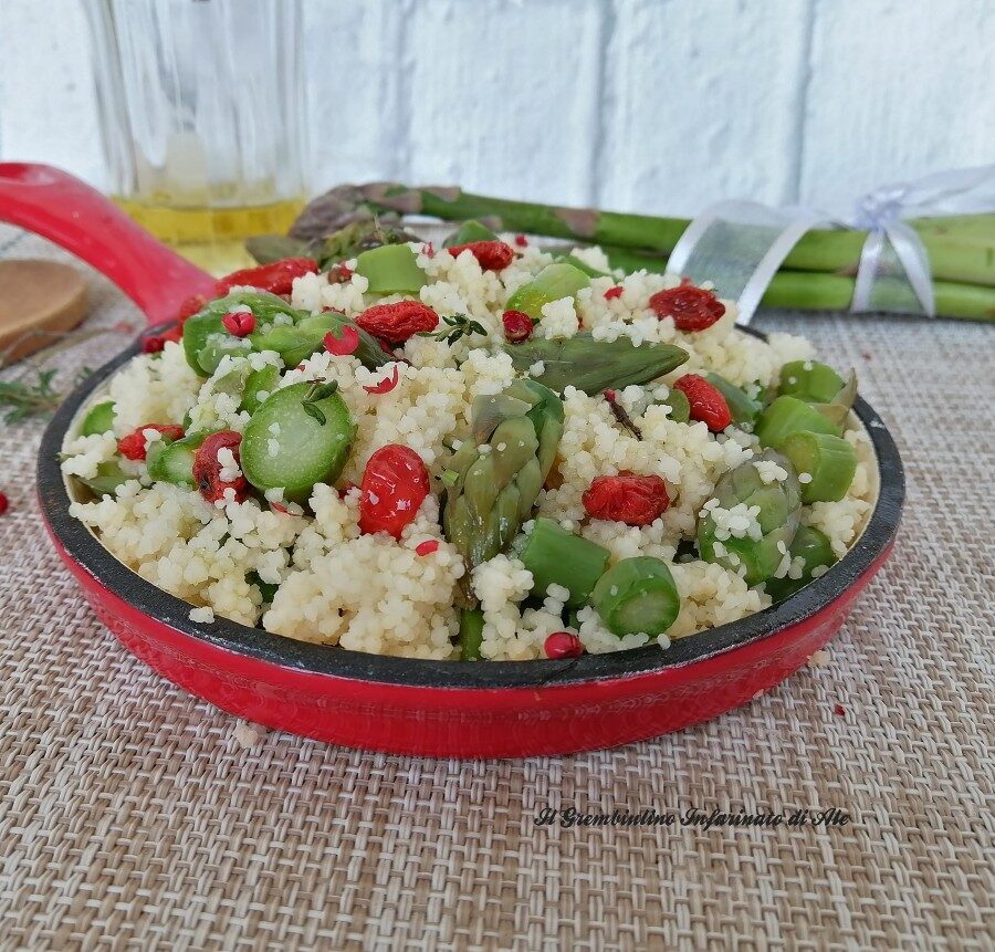 Cous cous di mais con asparagi e bacche di goji