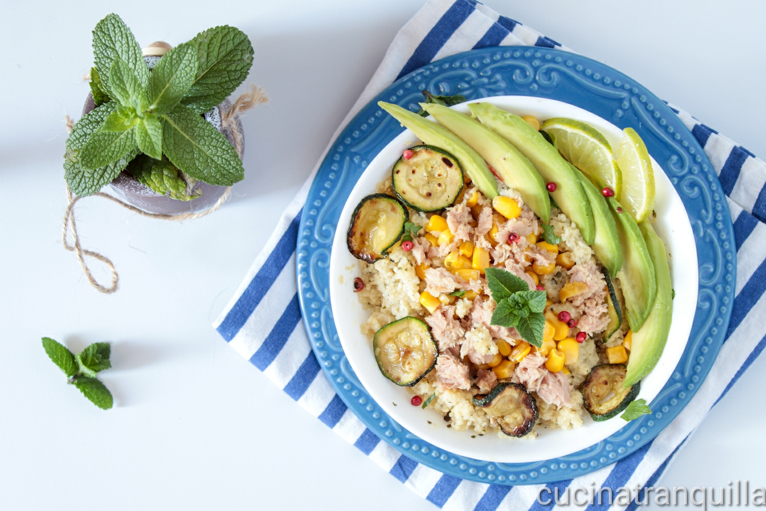 Couscous marinato al lime con tonno e avocado