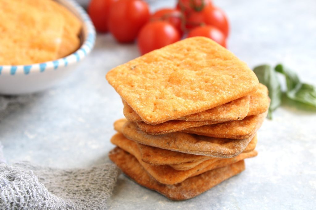 Cracker al pomodoro