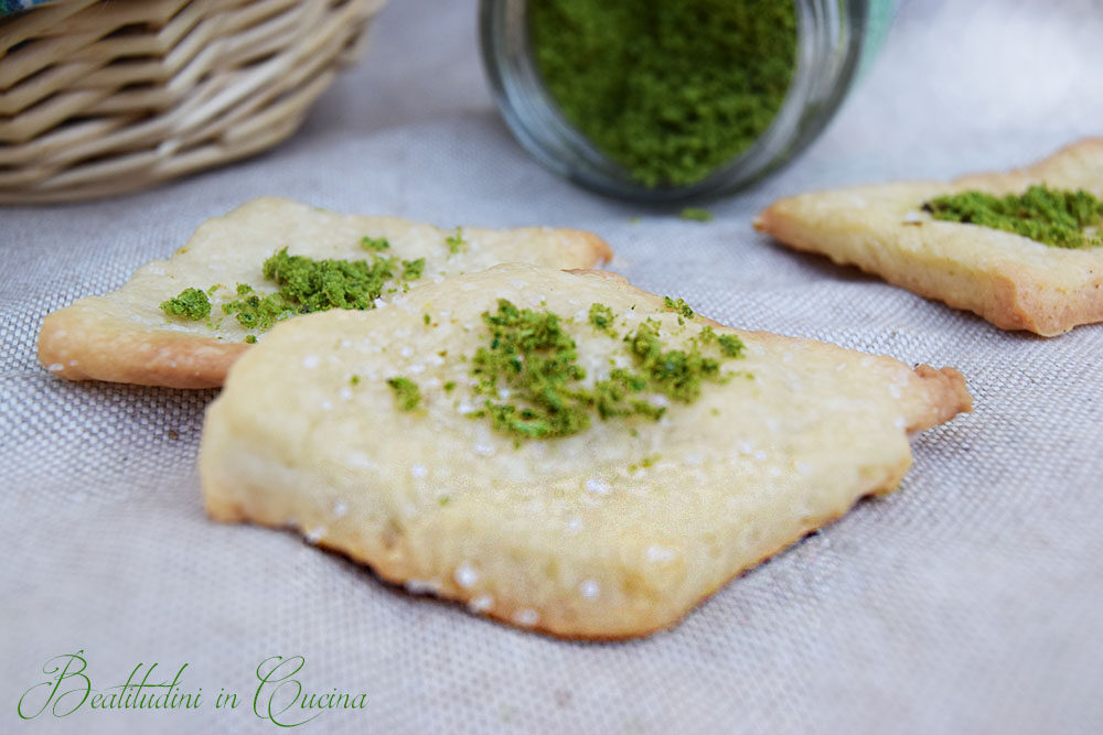 Crackers al pesto