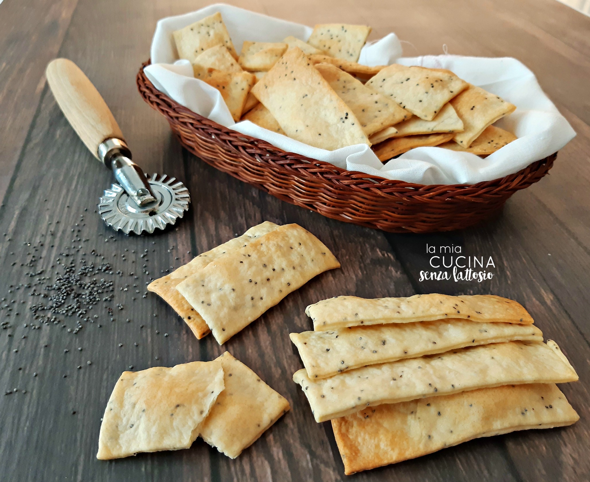 Crakers ai semi di papavero – con pasta madre