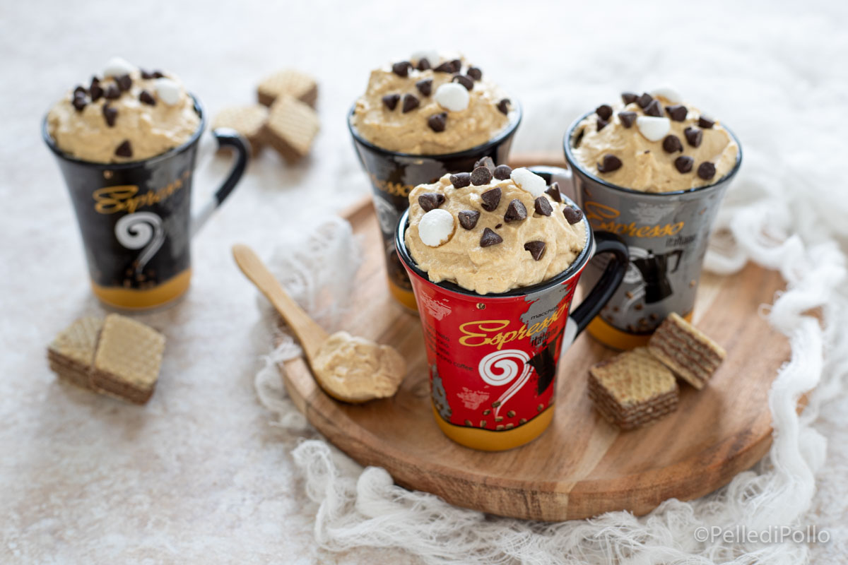 Crema al caffè veloce con panna montata