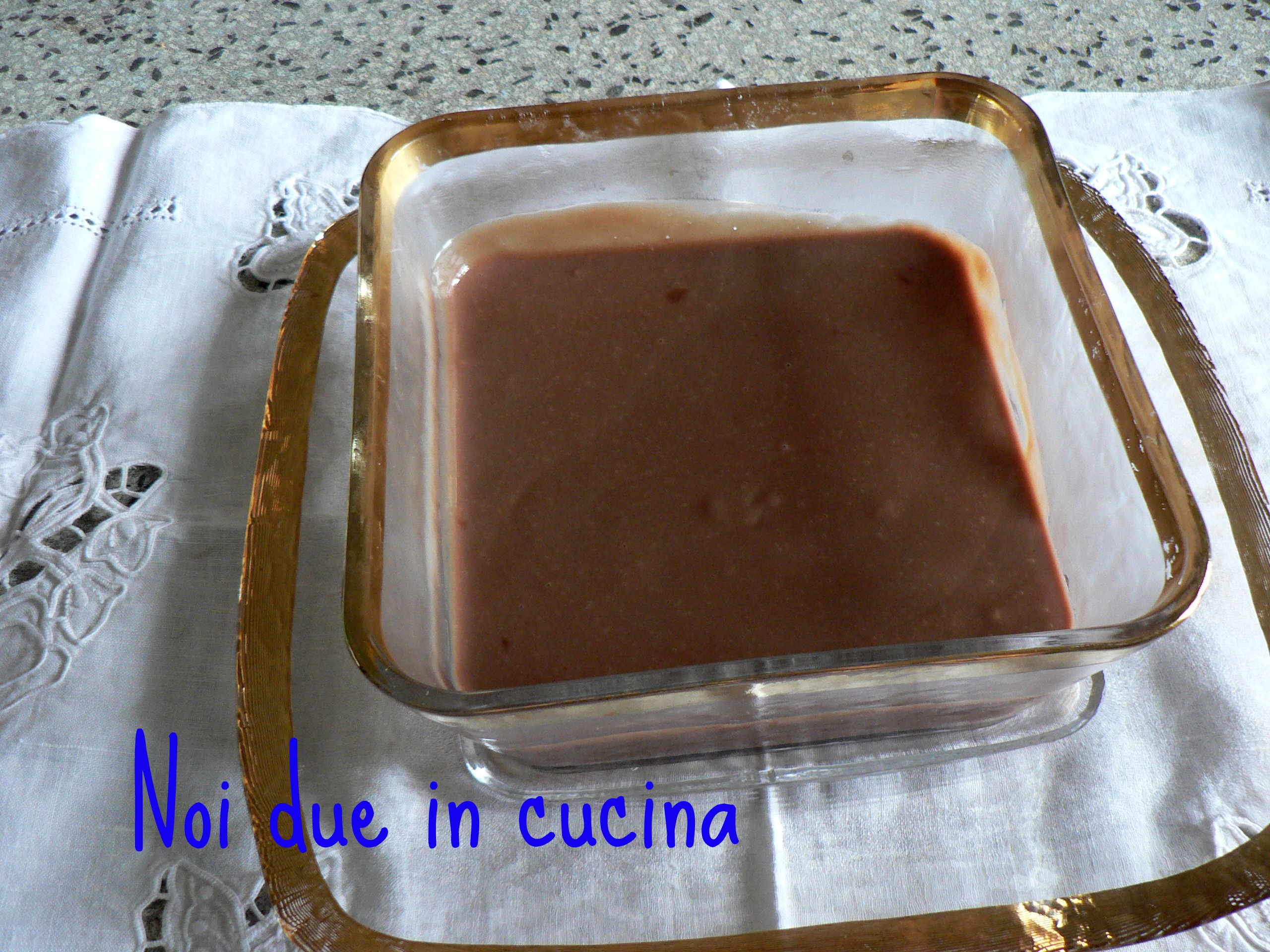 Crema alla nutella senza uova-ricetta base