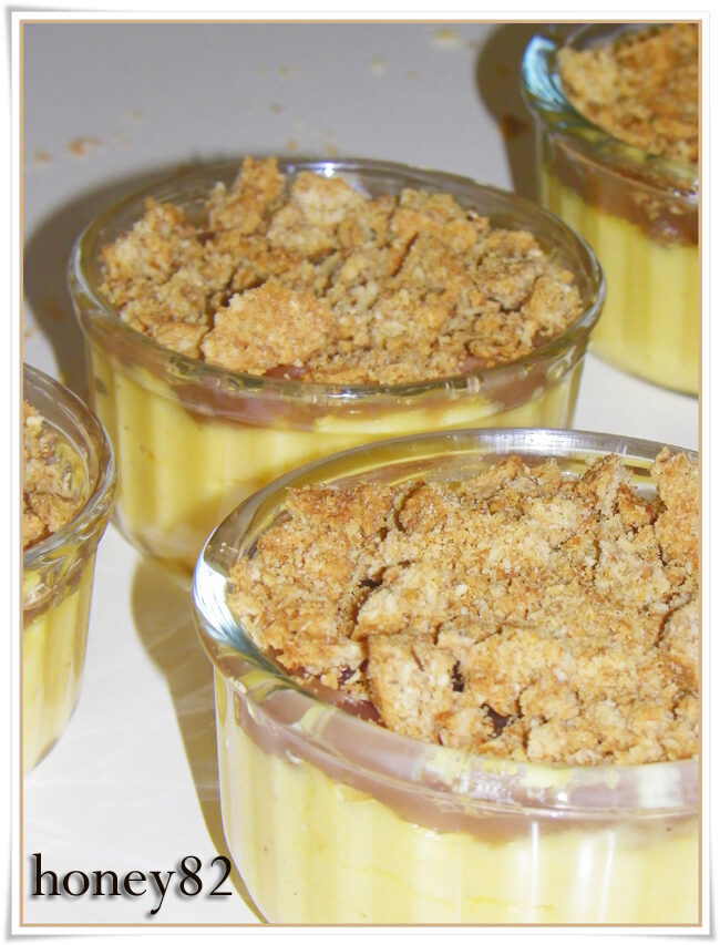 Crema cotta con marroni e biscotti