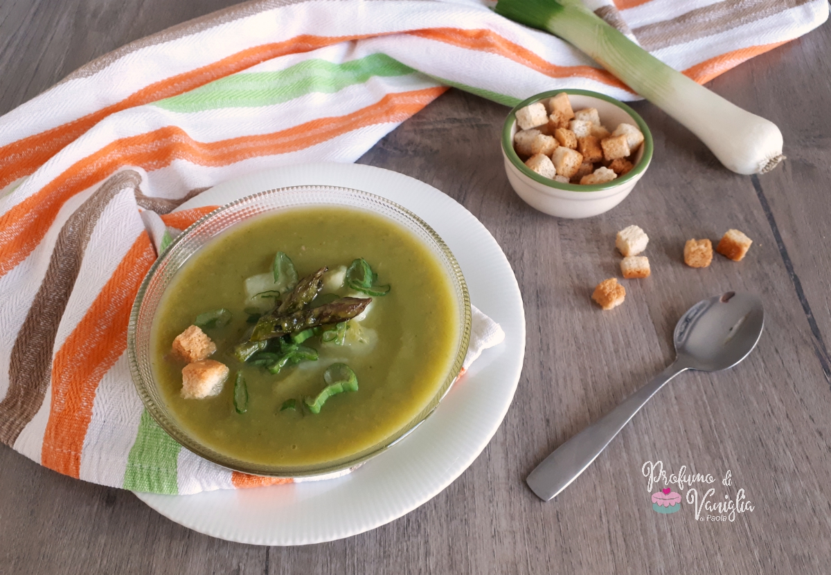 Crema di asparagi con cipollotti freschi