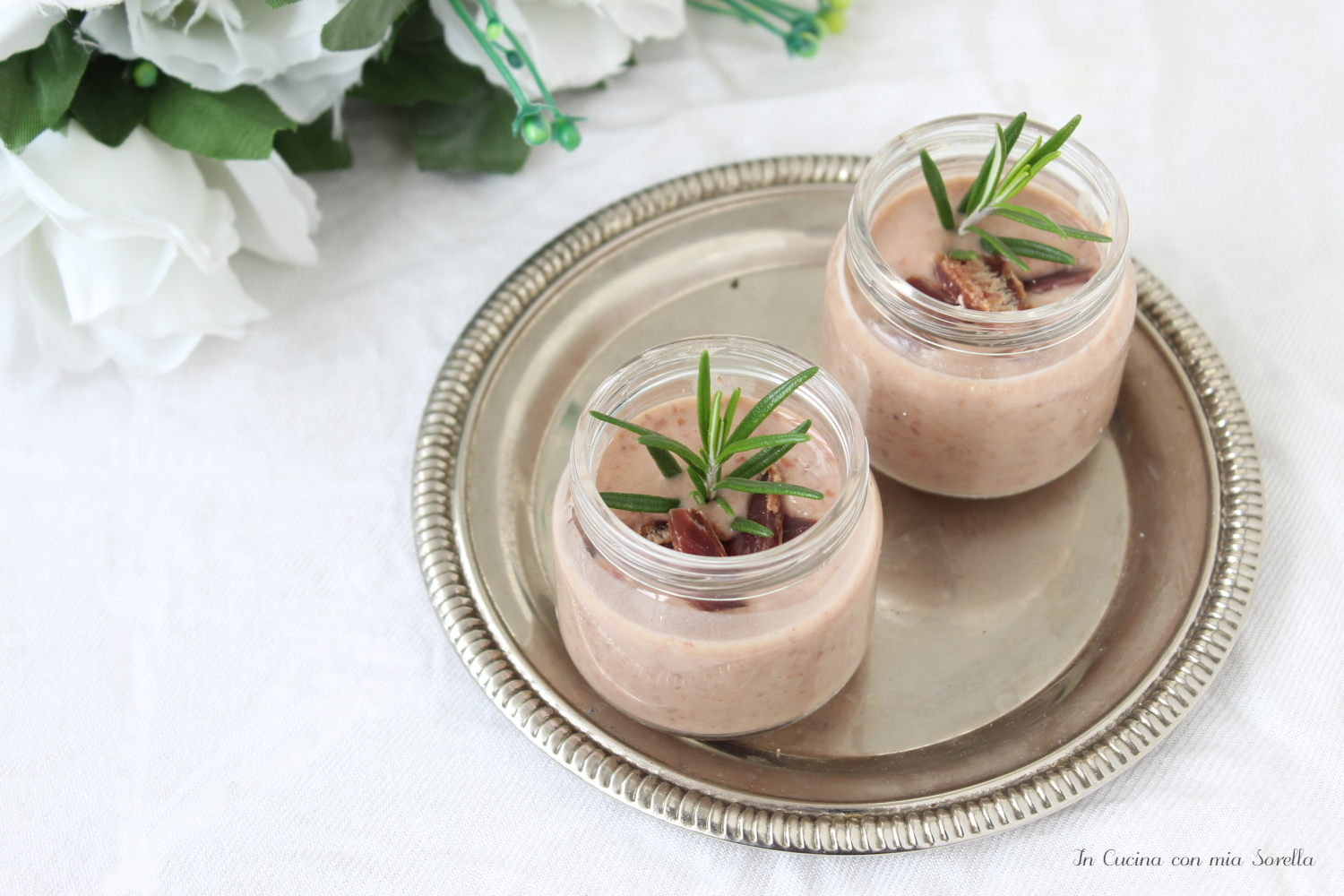 Crema di borlotti al rosmarino con speck