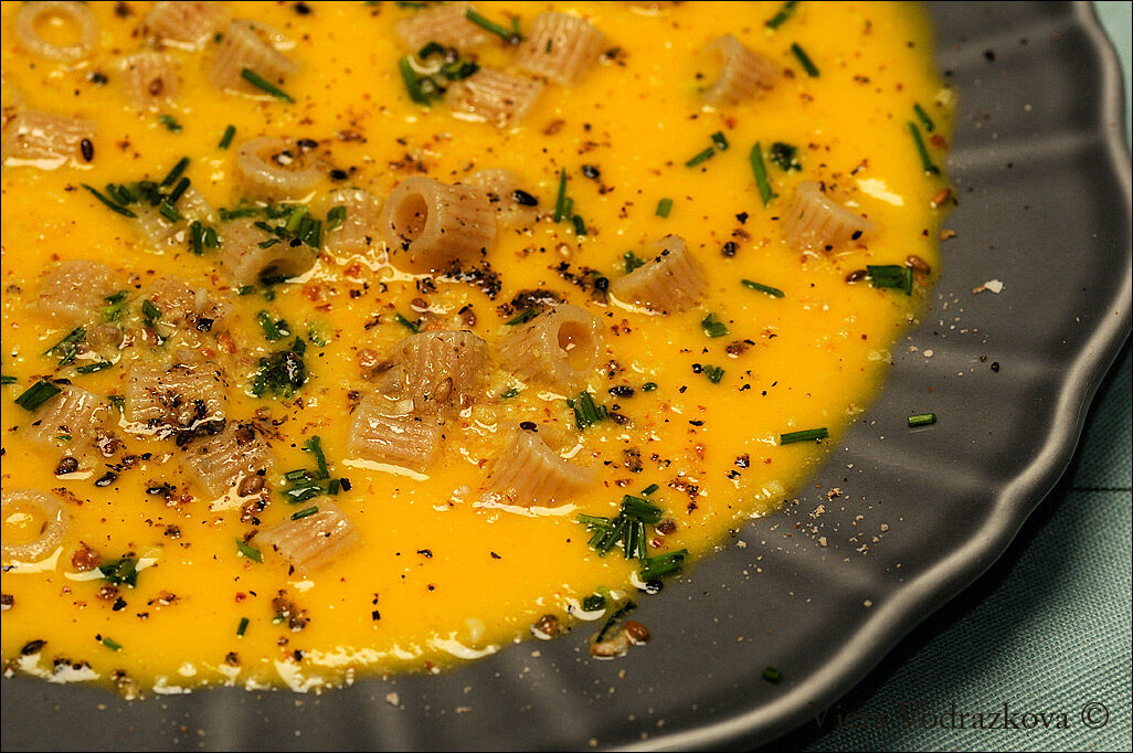 Crema di butternut a ditalini integrali