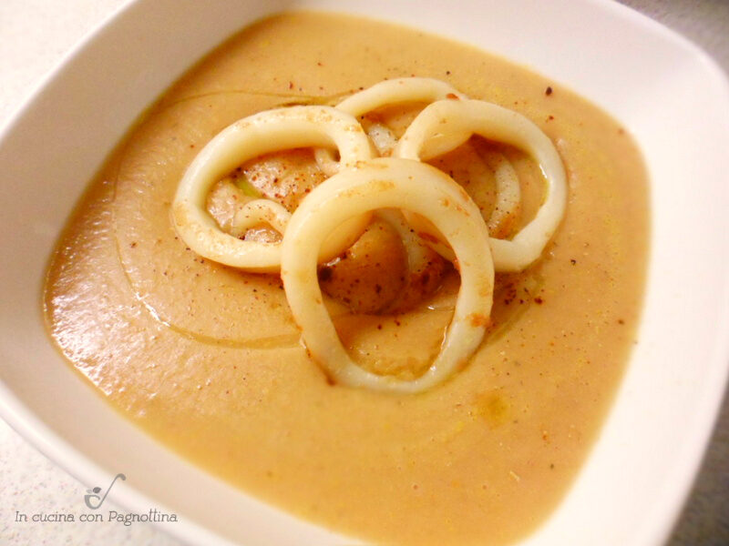 Crema di cannellini con totani e paprica