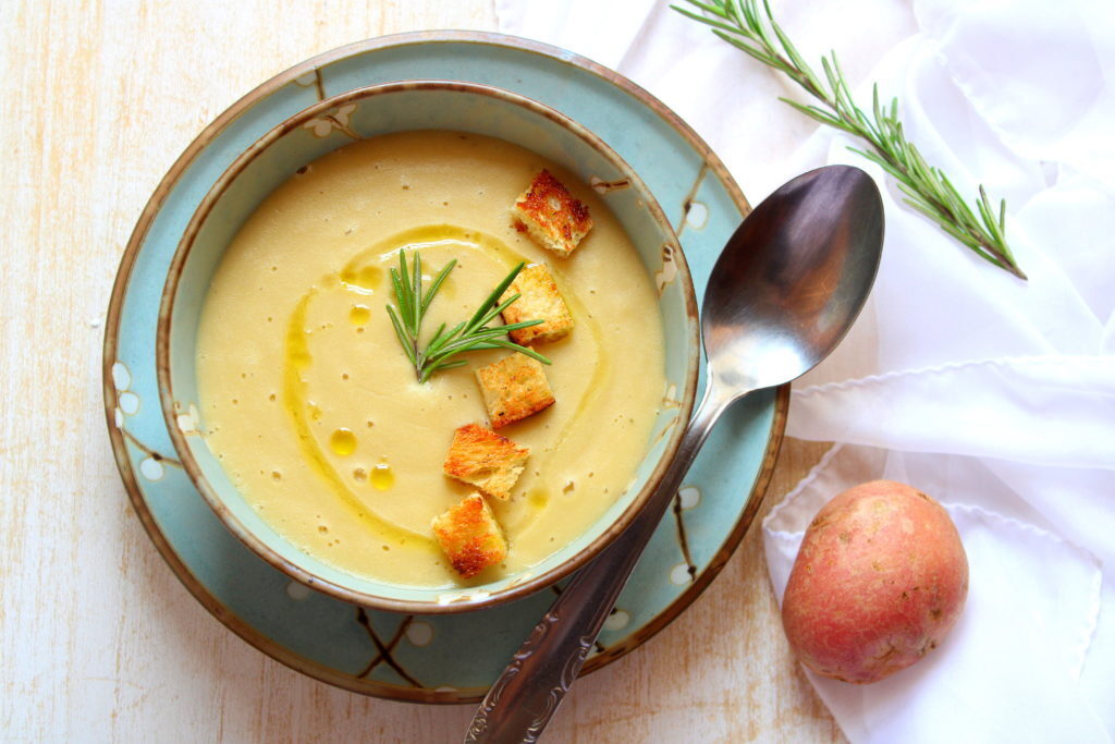 Crema di ceci e patate al rosmarino