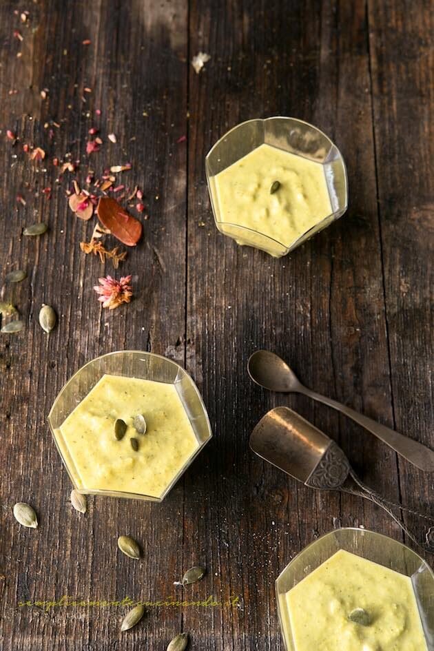 Crema di cipolle bianche con zafferano