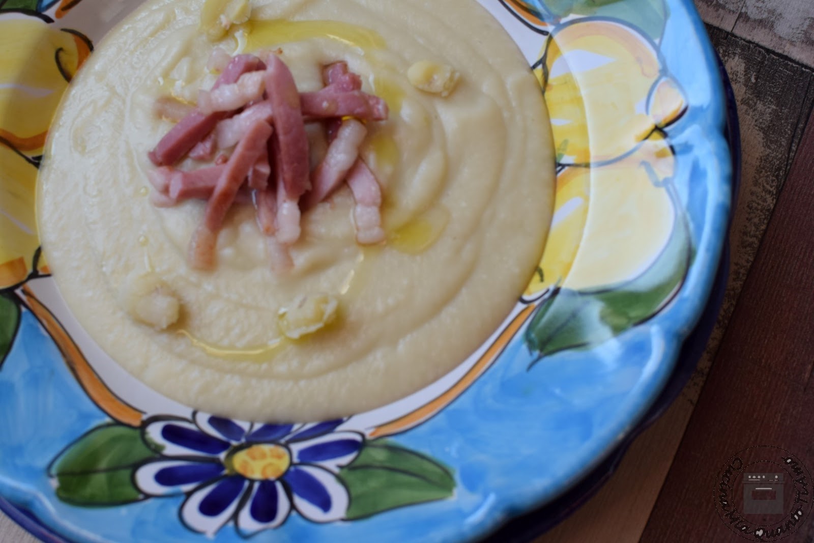 Crema di fave con speck croccante