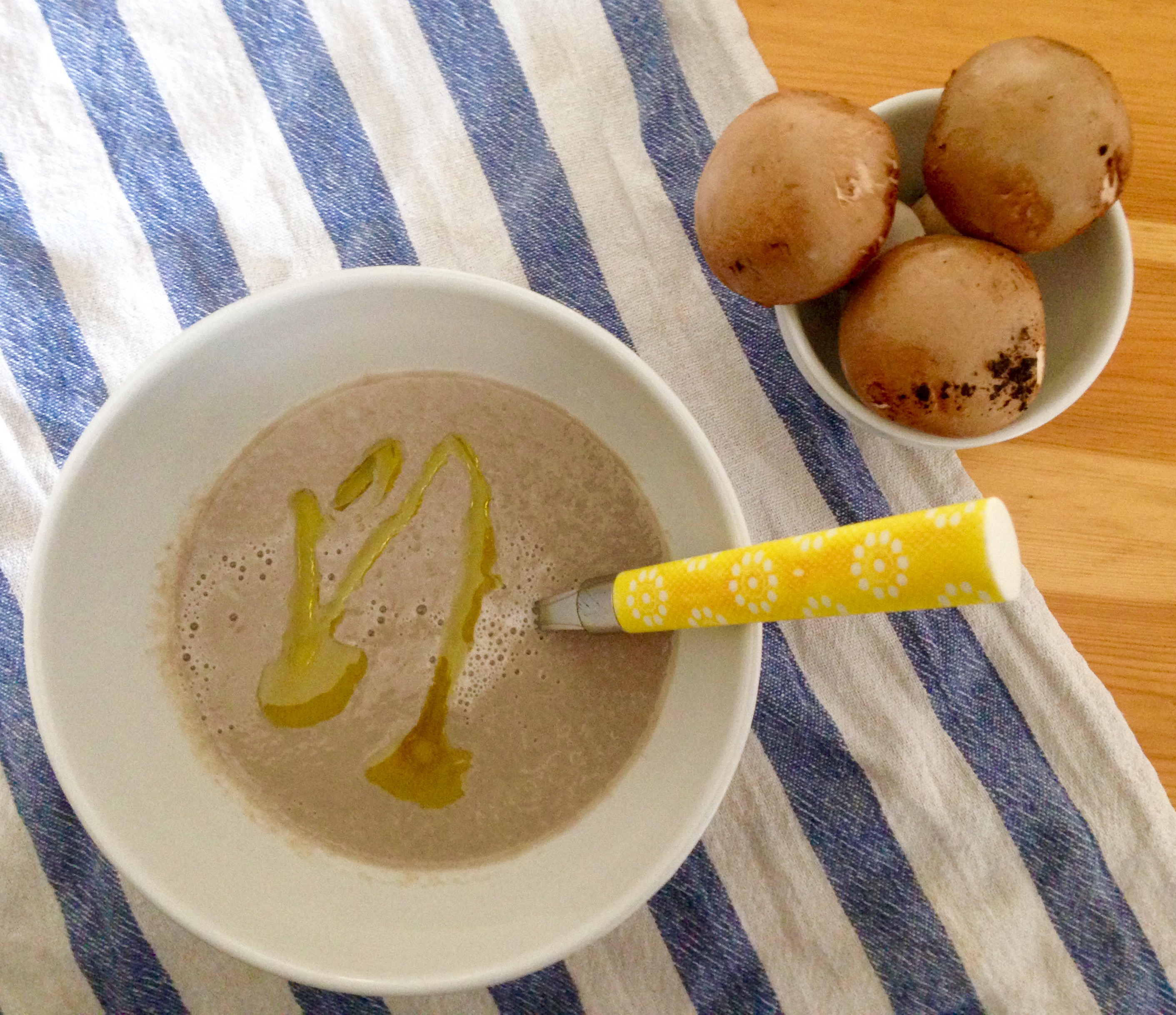 Crema di funghi champignon